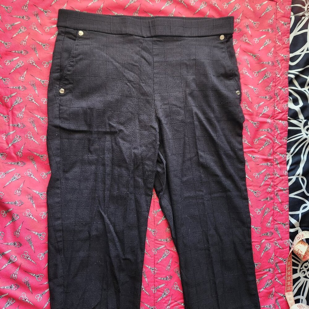 Anne Klein pants - Picture 4 of 4